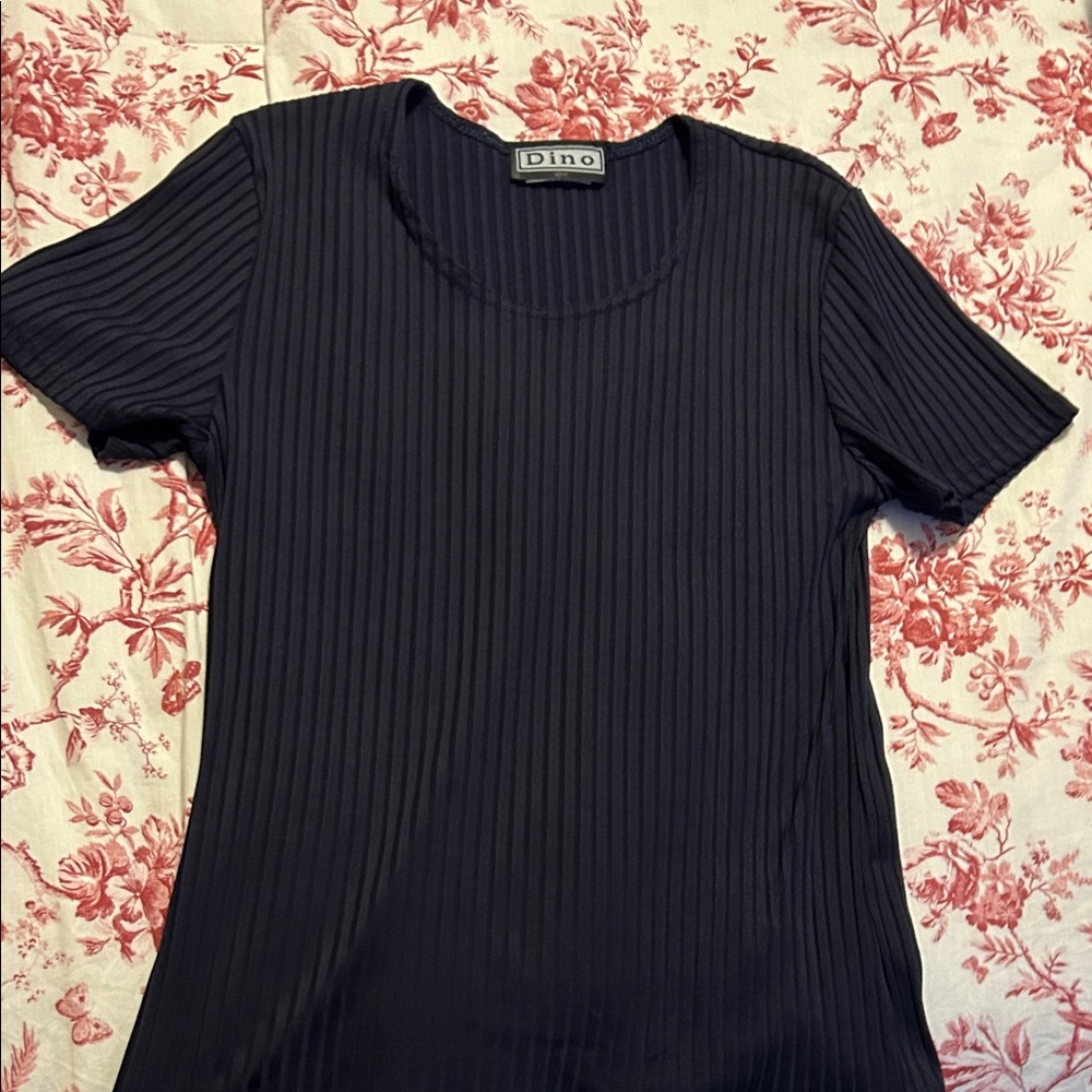 Women's navy Ribbed Short-Sleeve Top